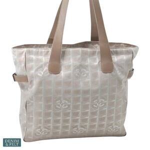 Chanel Travel Line Beige Nylon/Leather Tote Bag Shoulder Bag/Purse/Carry On